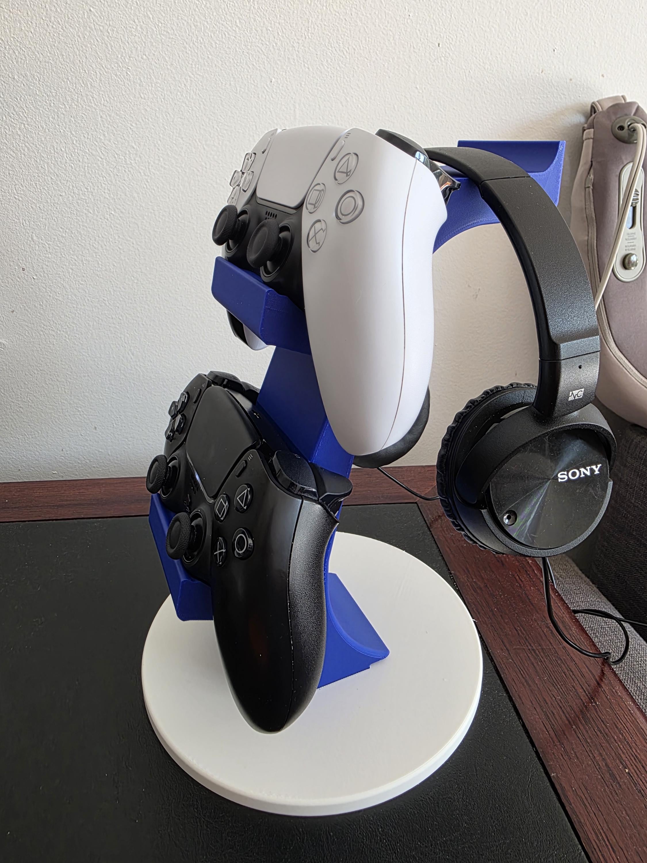 3D Printed PS5 Controller & Headset Stand | Gaming Desk Organizer | Customizable Gamer Gift