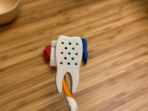 3D printed BPA-free case with cover, portable dental accessory, hygienic travel toothbrush container.